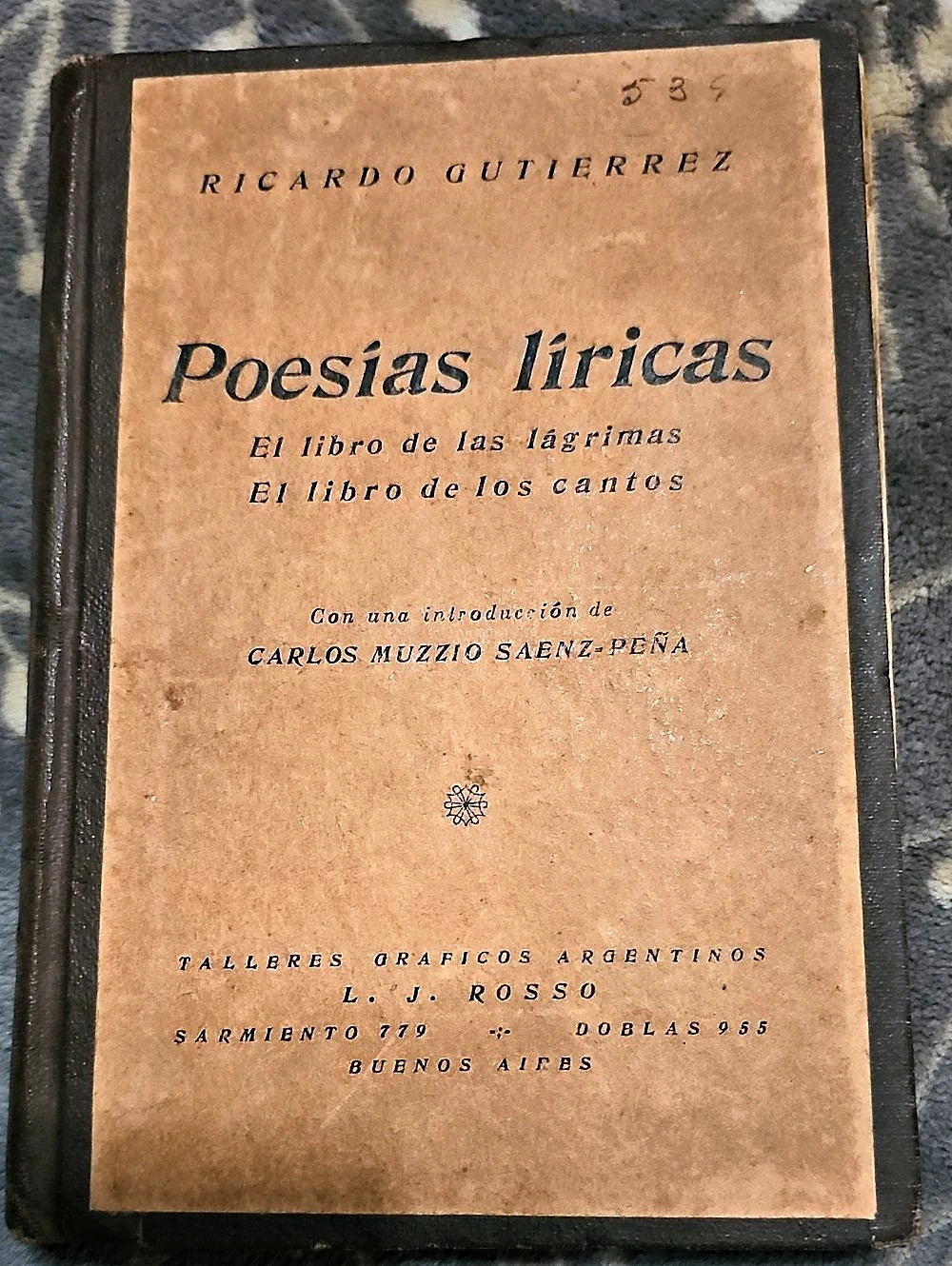 Poesías líricas: El libro de las lágrimas - El libro de los cantos